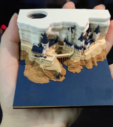 Royal Fortress Notes – 3D Castle Memo Pad - Image 2